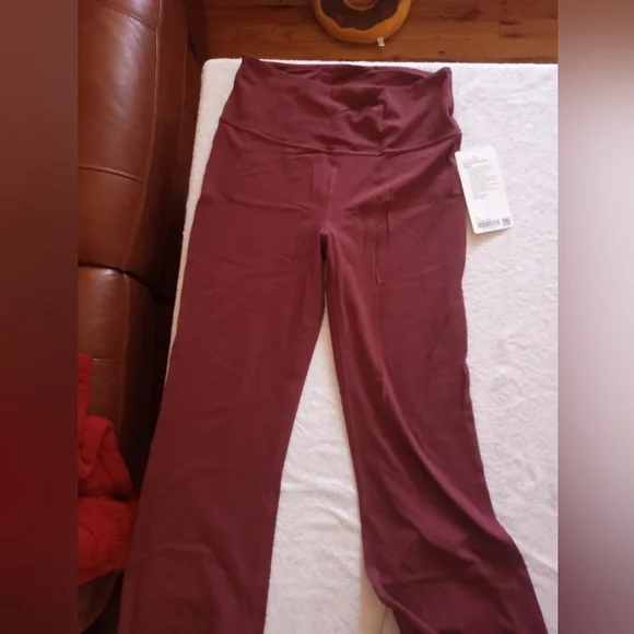 Lululemon size 10 leggings - Picture 2 of 4